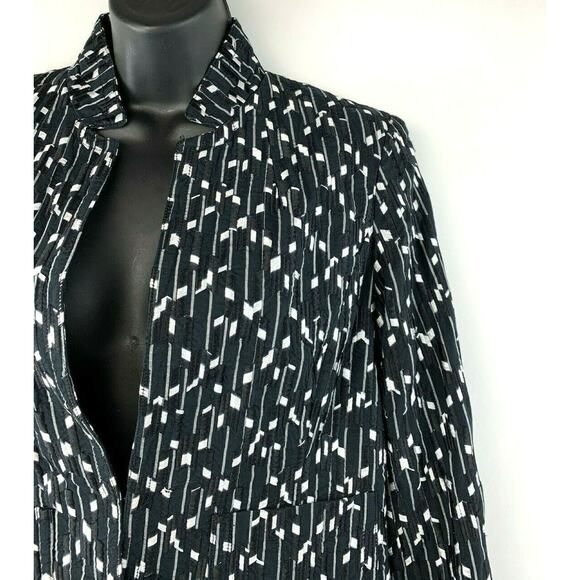 Womens Jones New York Blazer Black White Jacket Embroidered Open Front Petite 8 - Picture 3 of 10